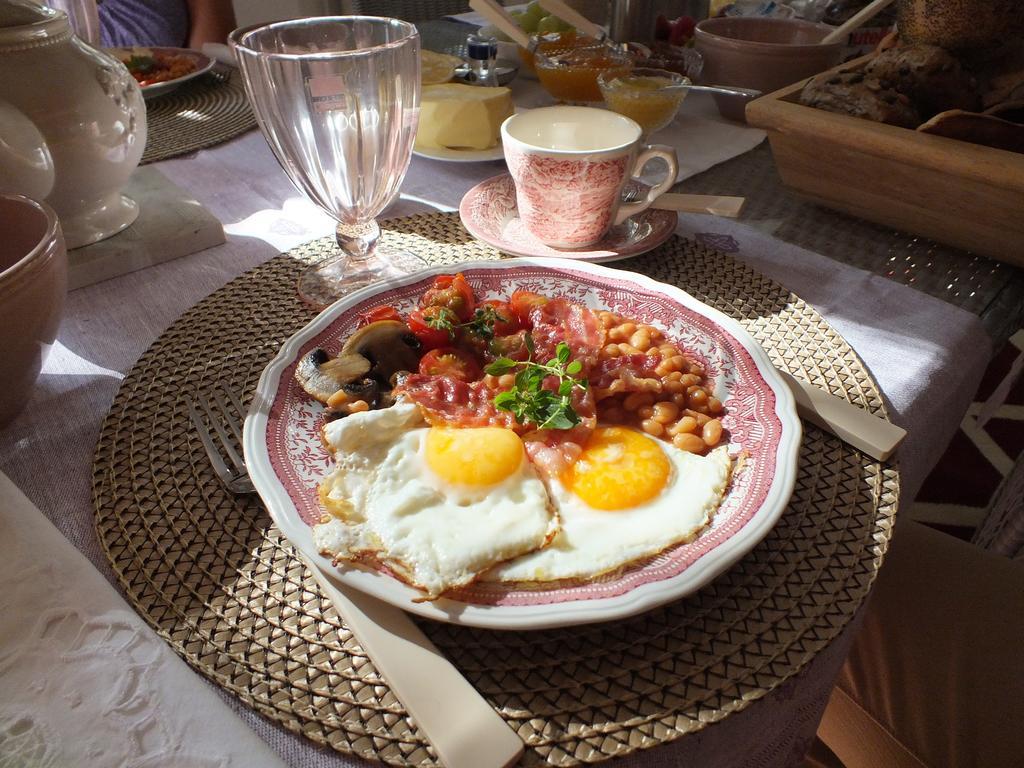 Bed&Breakfast Wagner "Im Alten Pfarrhaus" Neuruppin Dış mekan fotoğraf